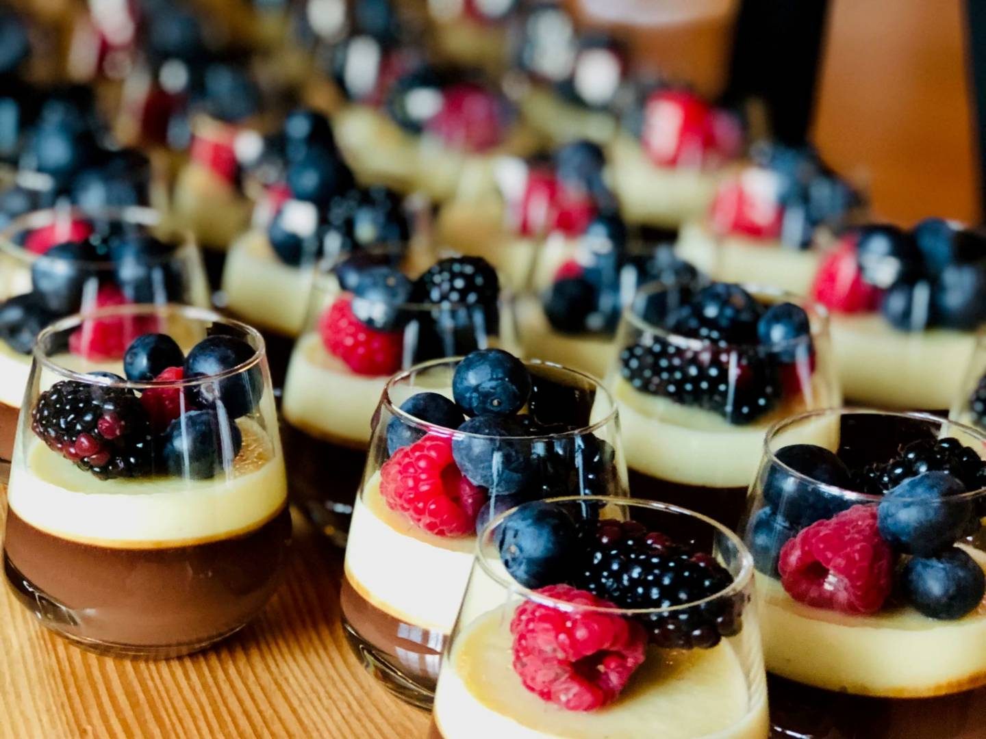 Panna cotta s lesným ovocím